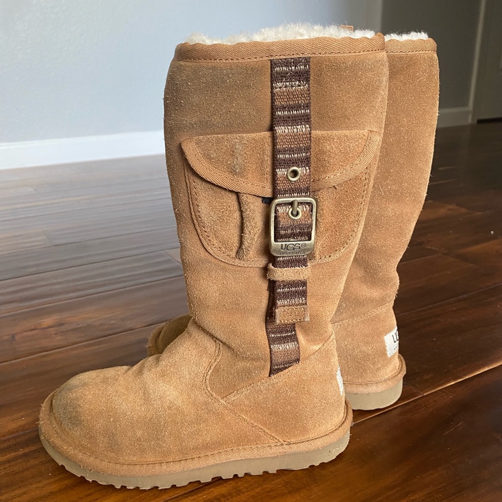 Authentic Kid’s UGG Retro Cargo Boots